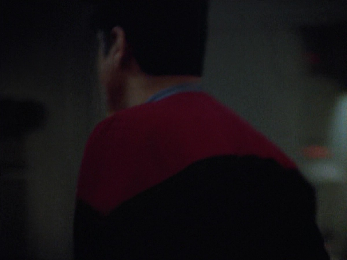 ariane179254_StarTrekVoyager_4x01-ScorpionPart2_0132.jpg