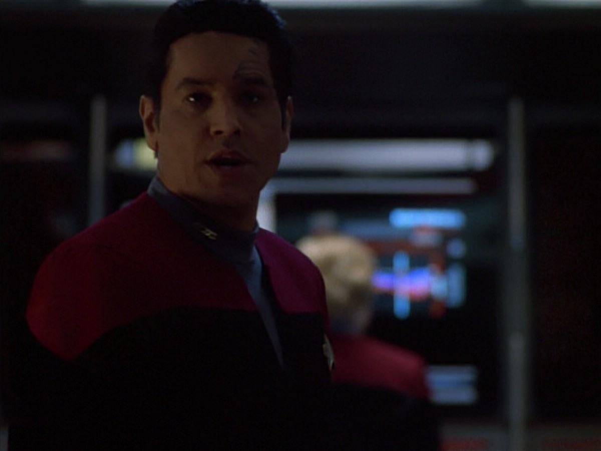 ariane179254_StarTrekVoyager_4x01-ScorpionPart2_0158.jpg