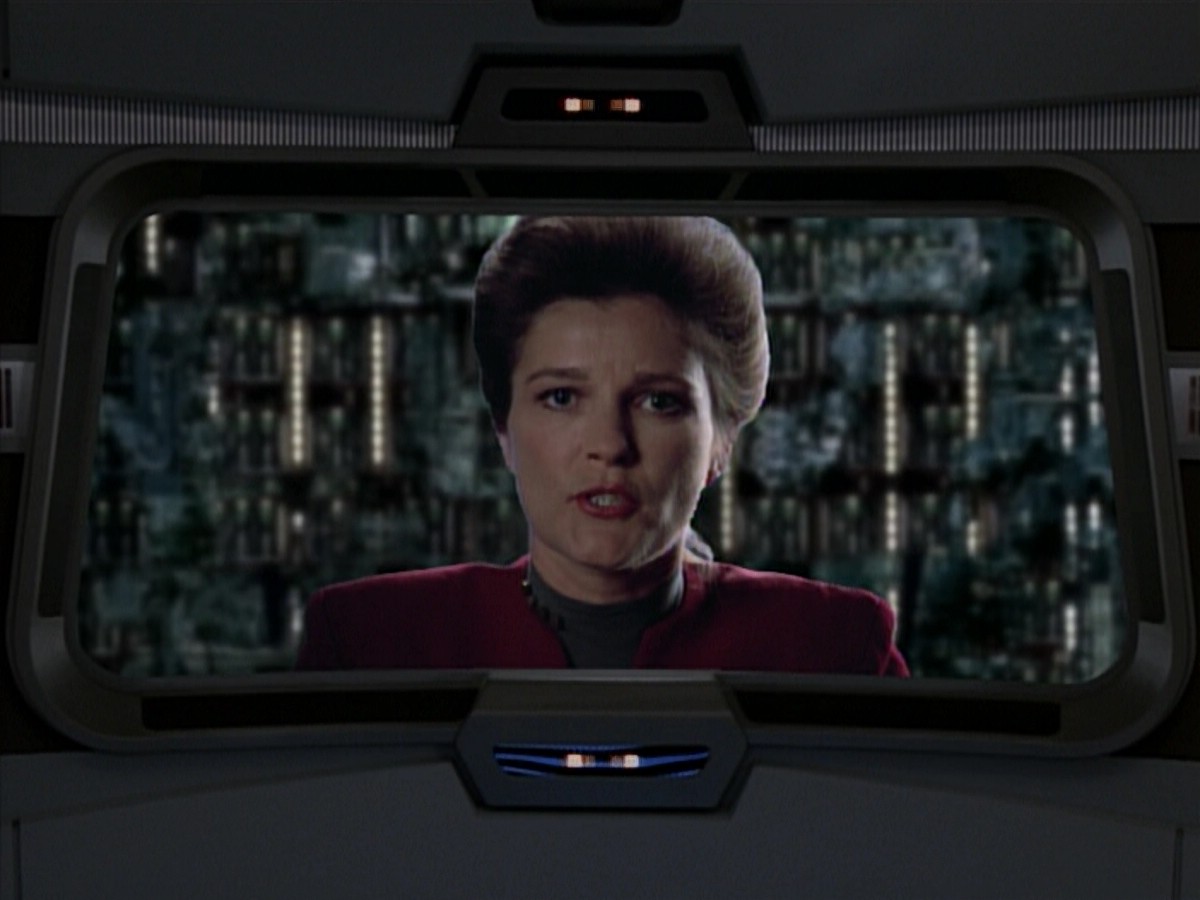 ariane179254_StarTrekVoyager_4x01-ScorpionPart2_0166.jpg