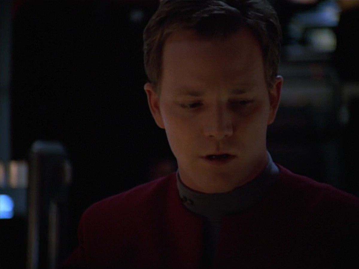 ariane179254_StarTrekVoyager_4x01-ScorpionPart2_0188.jpg
