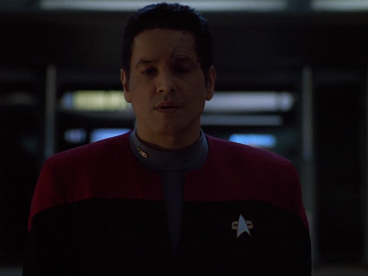 ariane179254_StarTrekVoyager_4x01-ScorpionPart2_0189.jpg