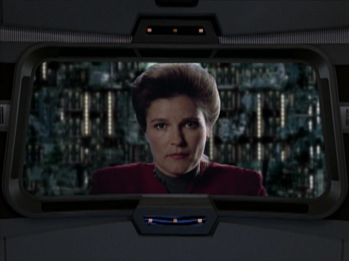 ariane179254_StarTrekVoyager_4x01-ScorpionPart2_0191.jpg