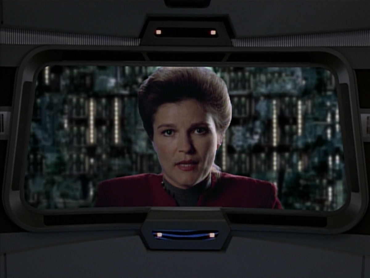 ariane179254_StarTrekVoyager_4x01-ScorpionPart2_0193.jpg