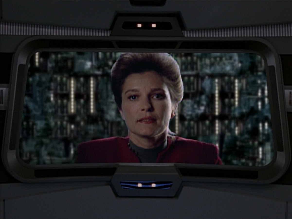 ariane179254_StarTrekVoyager_4x01-ScorpionPart2_0196.jpg