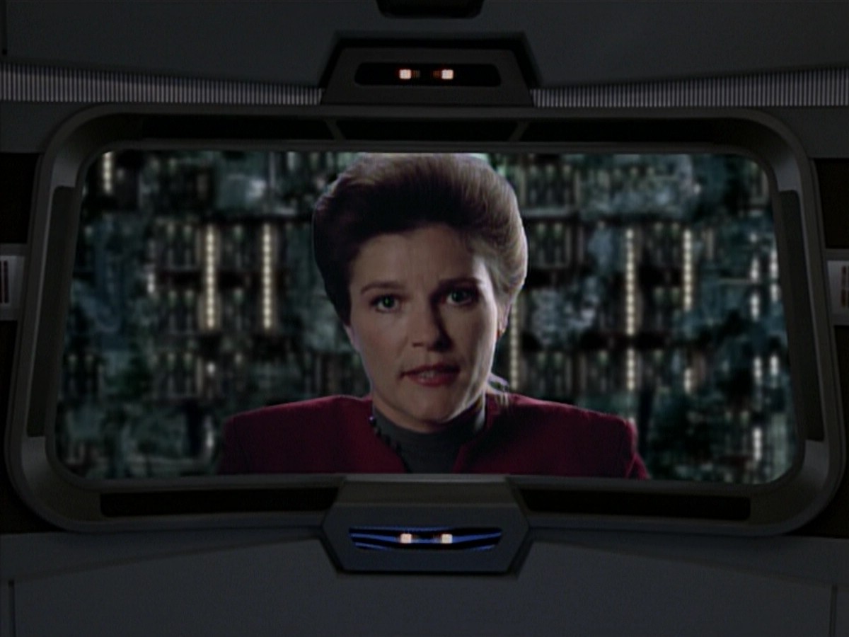 ariane179254_StarTrekVoyager_4x01-ScorpionPart2_0198.jpg