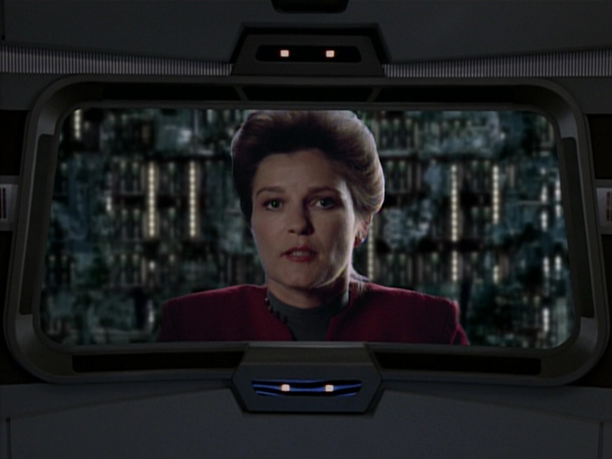 ariane179254_StarTrekVoyager_4x01-ScorpionPart2_0217.jpg