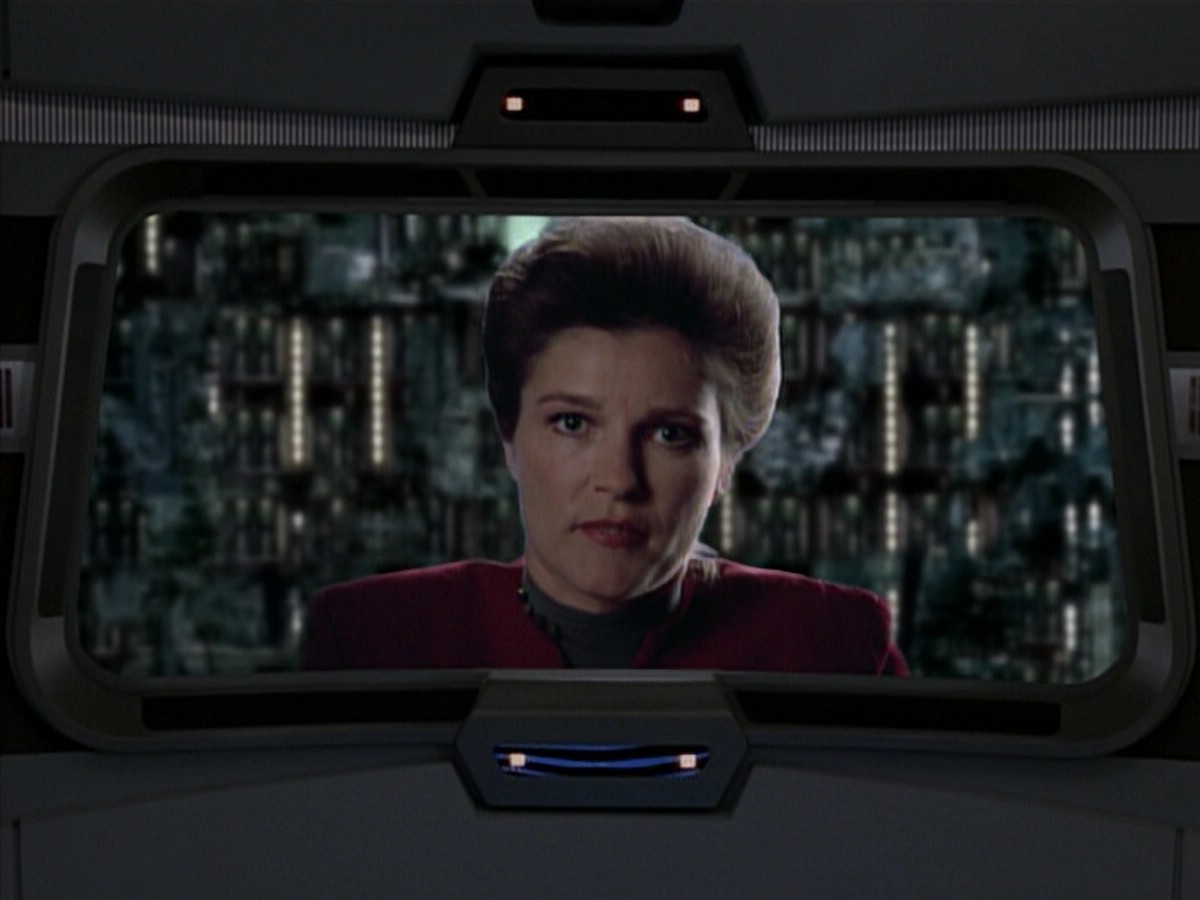 ariane179254_StarTrekVoyager_4x01-ScorpionPart2_0220.jpg