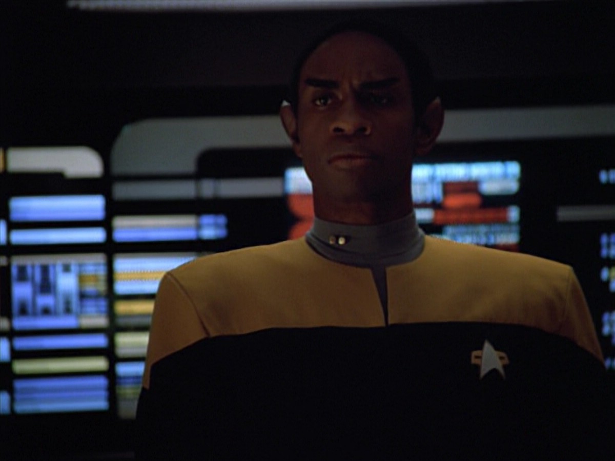 ariane179254_StarTrekVoyager_4x01-ScorpionPart2_0251.jpg