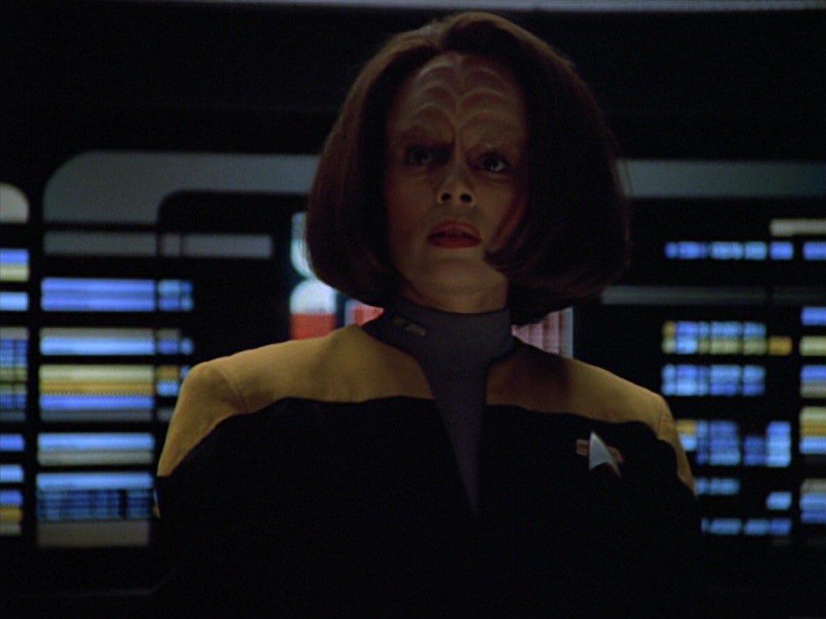 ariane179254_StarTrekVoyager_4x01-ScorpionPart2_0258.jpg