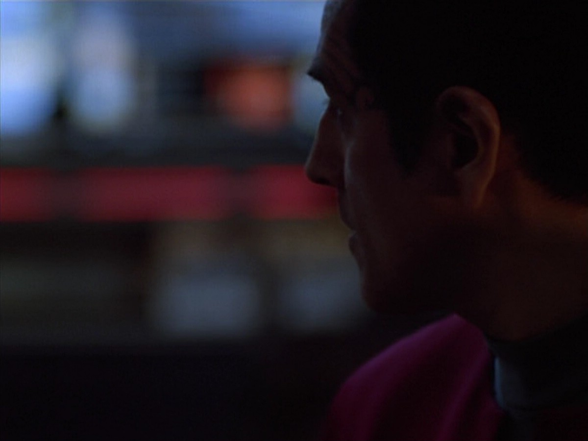 ariane179254_StarTrekVoyager_4x01-ScorpionPart2_0269.jpg