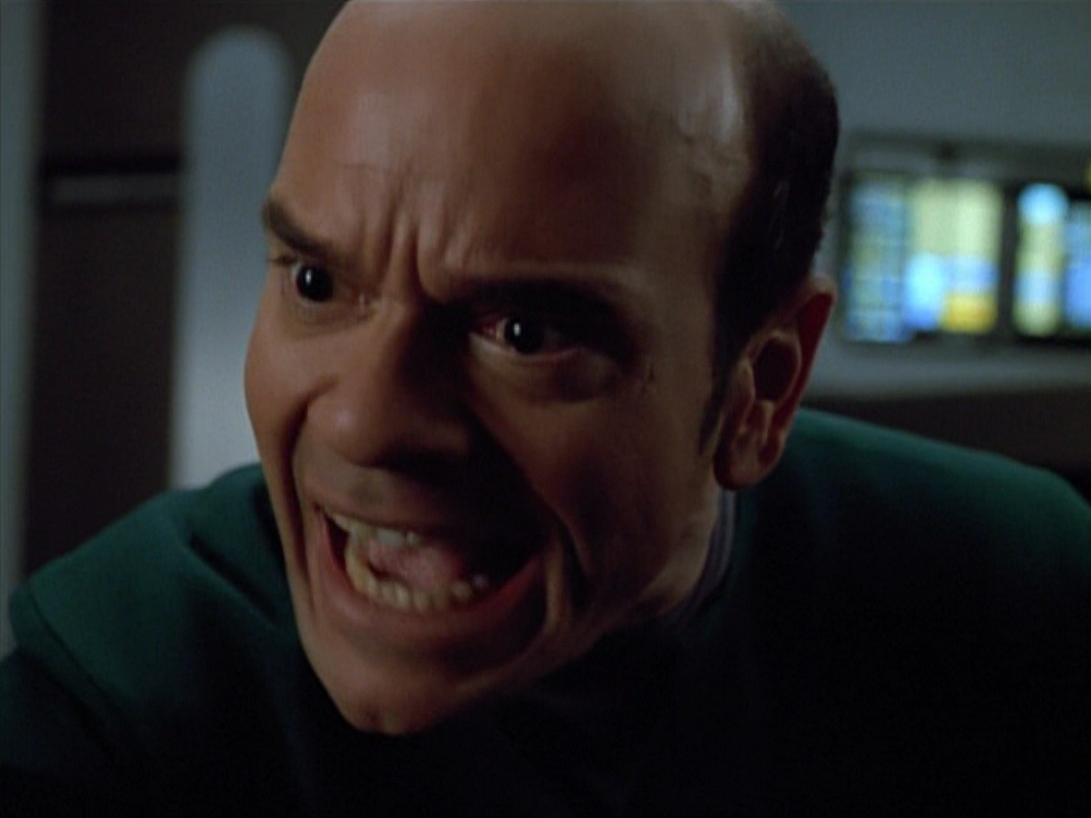 ariane179254_StarTrekVoyager_4x01-ScorpionPart2_0664.jpg