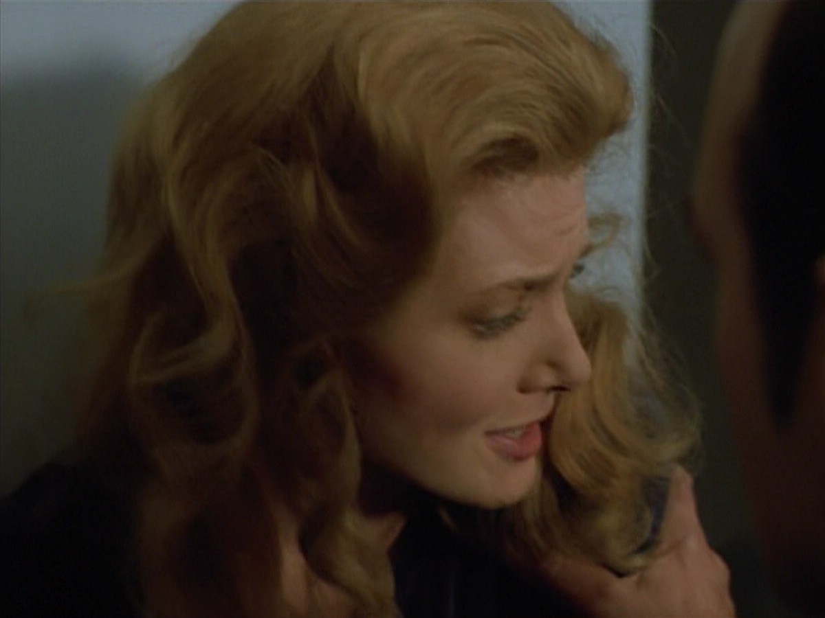 ariane179254_StarTrekVoyager_4x01-ScorpionPart2_0669.jpg