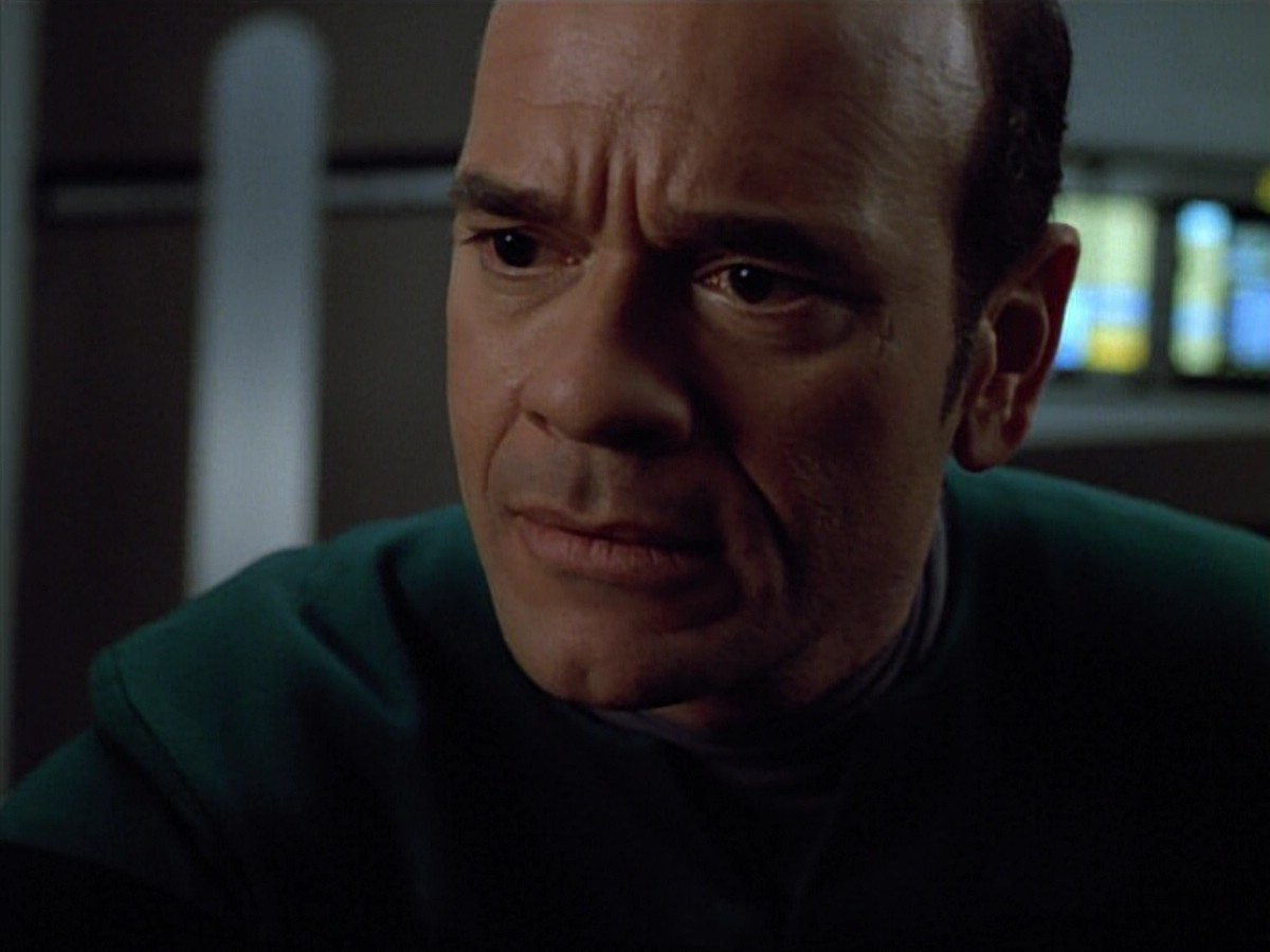 ariane179254_StarTrekVoyager_4x01-ScorpionPart2_0675.jpg