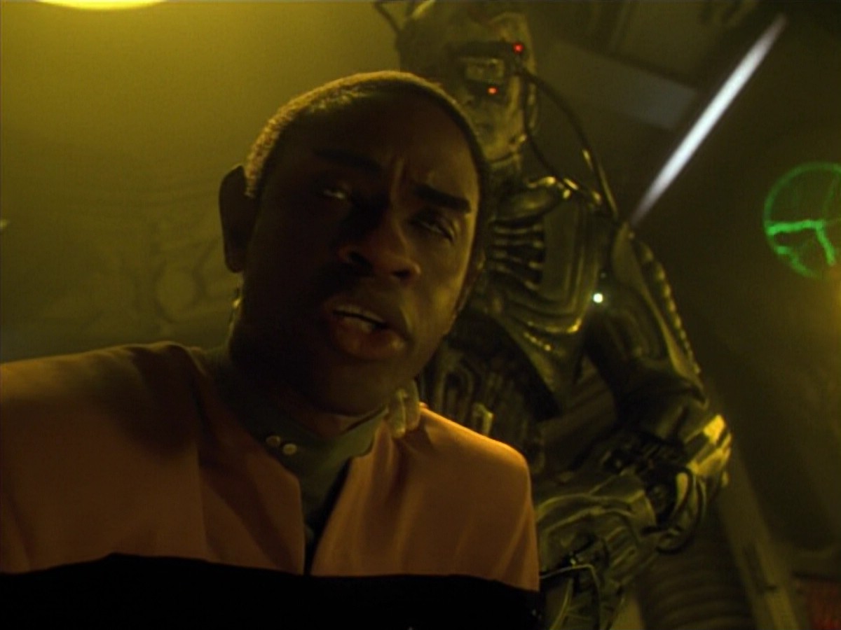 ariane179254_StarTrekVoyager_4x01-ScorpionPart2_0788.jpg