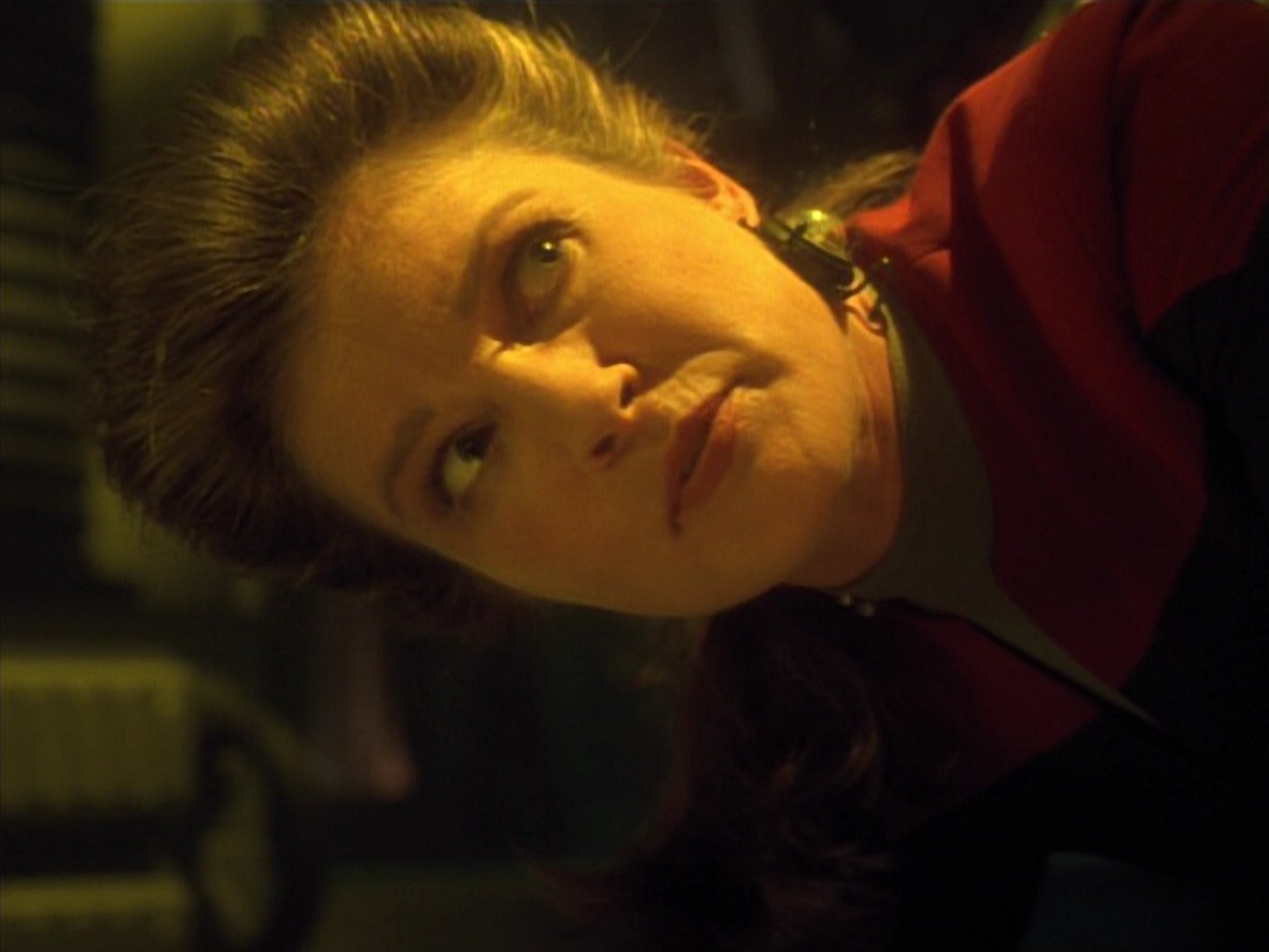 ariane179254_StarTrekVoyager_4x01-ScorpionPart2_0828.jpg