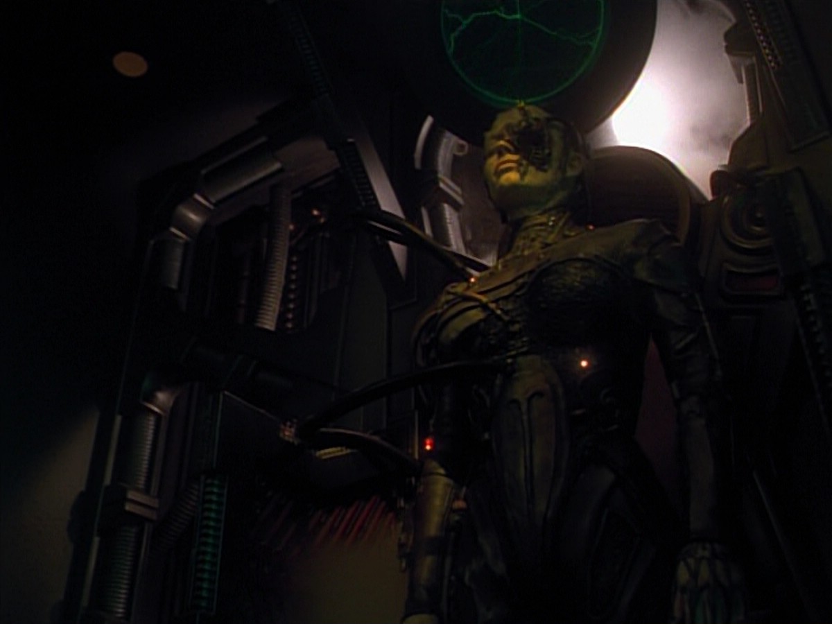 ariane179254_StarTrekVoyager_4x01-ScorpionPart2_0876.jpg