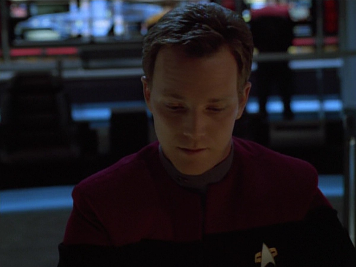 ariane179254_StarTrekVoyager_4x01-ScorpionPart2_1537.jpg