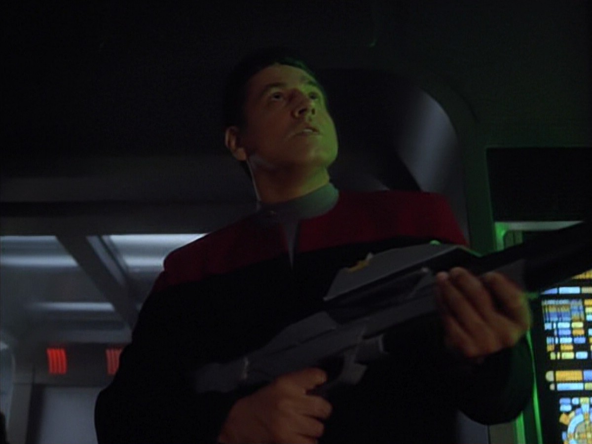 ariane179254_StarTrekVoyager_4x01-ScorpionPart2_1547.jpg