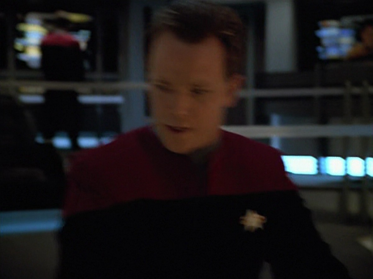 ariane179254_StarTrekVoyager_4x01-ScorpionPart2_2354.jpg