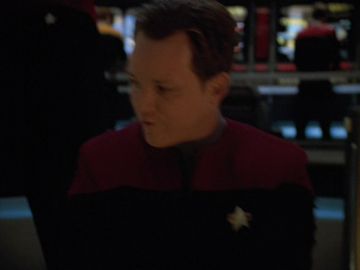 ariane179254_StarTrekVoyager_4x01-ScorpionPart2_2356.jpg