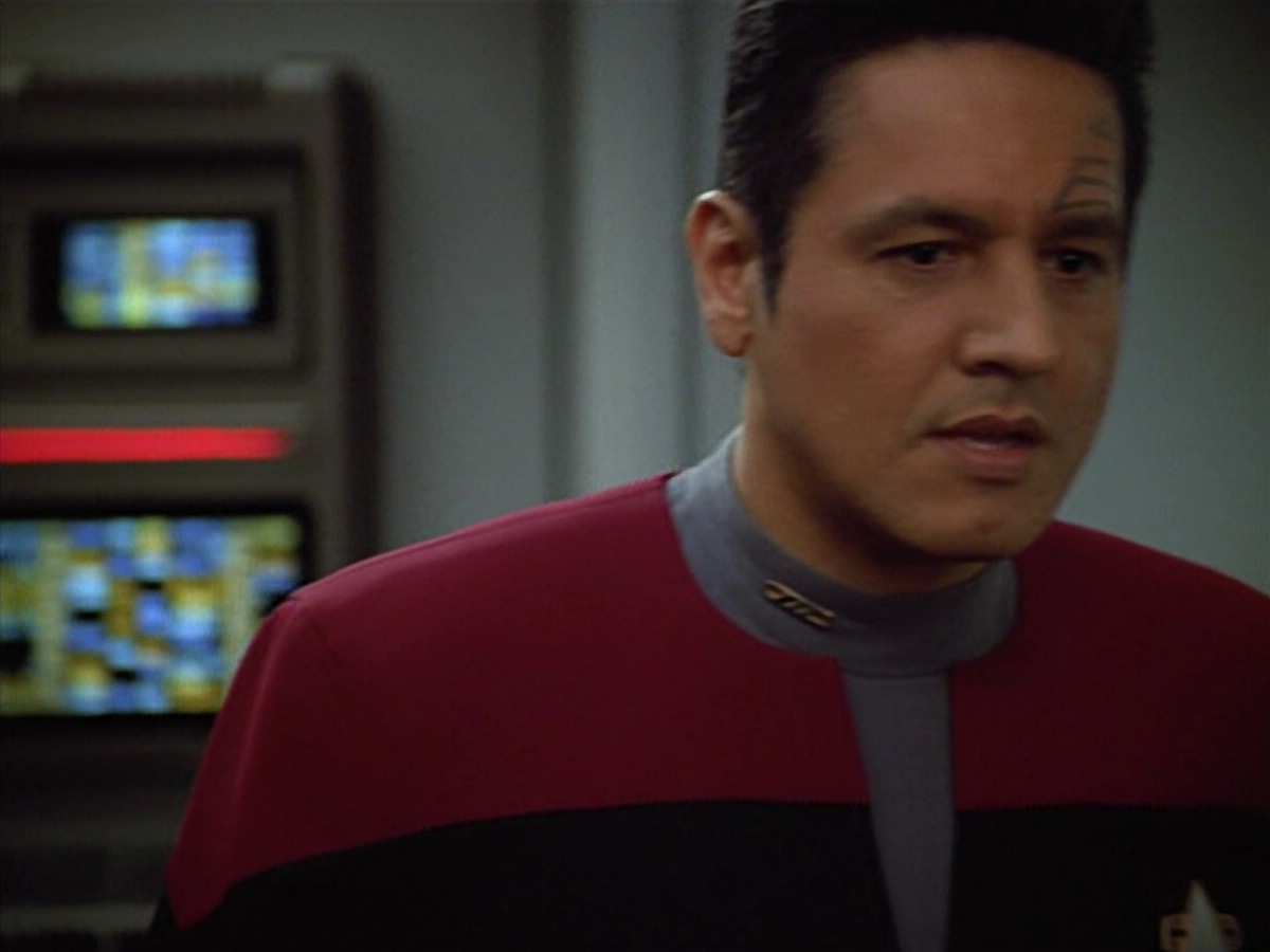 ariane179254_StarTrekVoyager_4x01-ScorpionPart2_2863.jpg