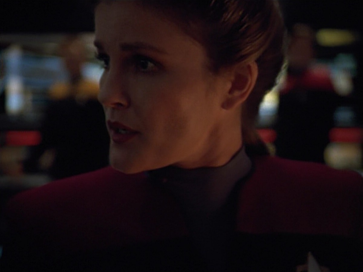 ariane179254_StarTrekVoyager_4x01-ScorpionPart2_2981.jpg