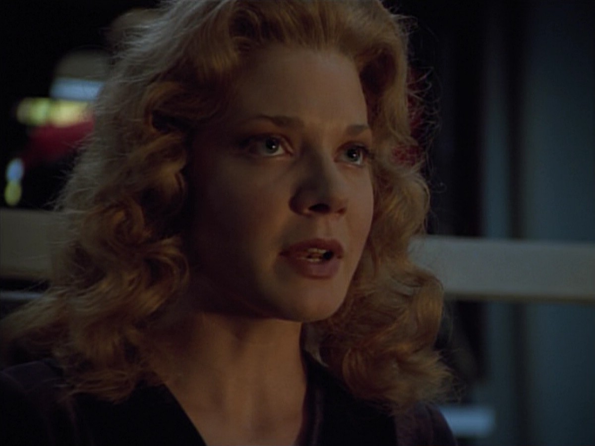 ariane179254_StarTrekVoyager_4x01-ScorpionPart2_3122.jpg