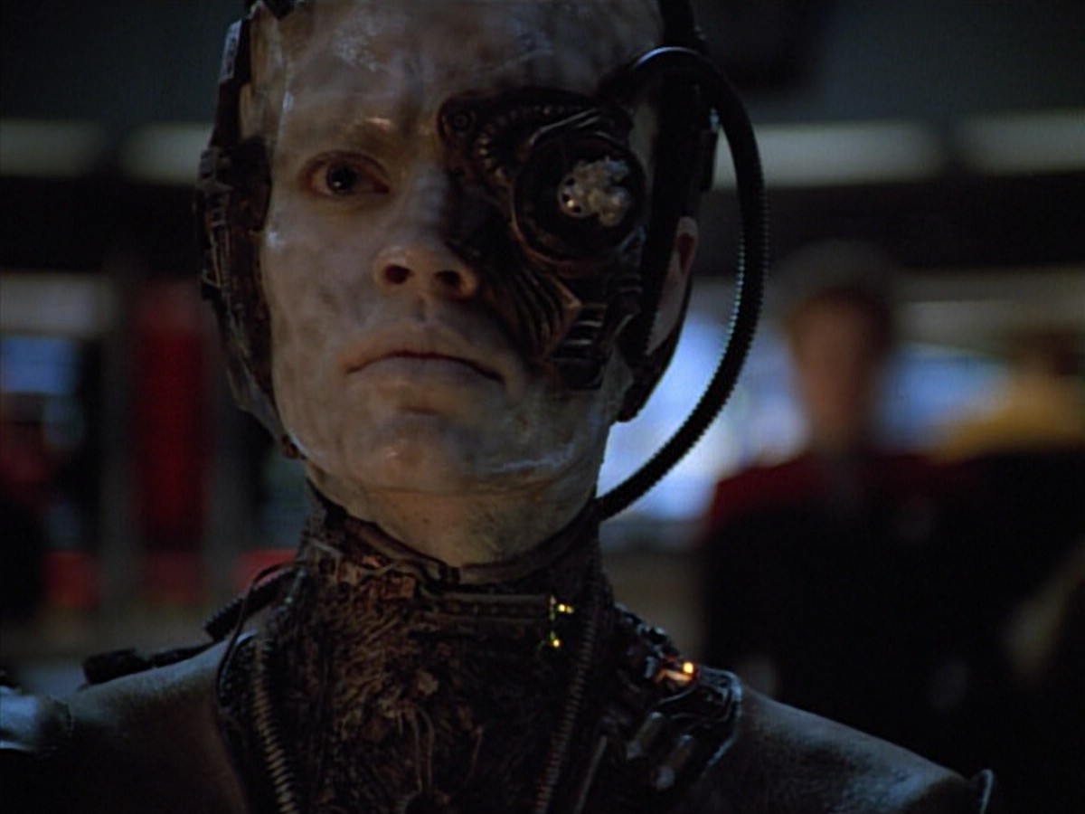 ariane179254_StarTrekVoyager_4x01-ScorpionPart2_3450.jpg