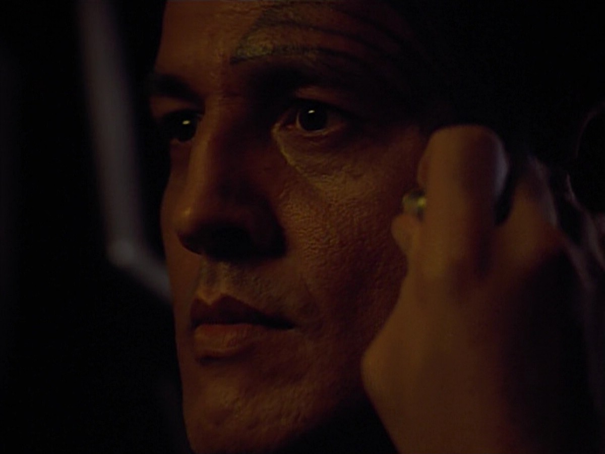 ariane179254_StarTrekVoyager_4x01-ScorpionPart2_3461.jpg