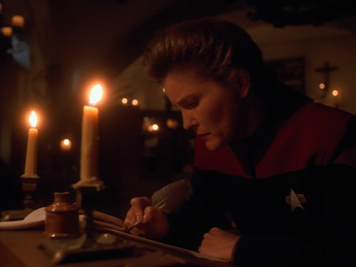 ariane179254_StarTrekVoyager_4x01-ScorpionPart2_3618.jpg
