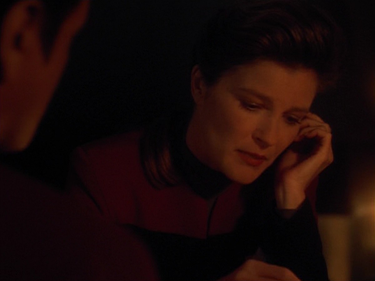 ariane179254_StarTrekVoyager_4x01-ScorpionPart2_3642.jpg