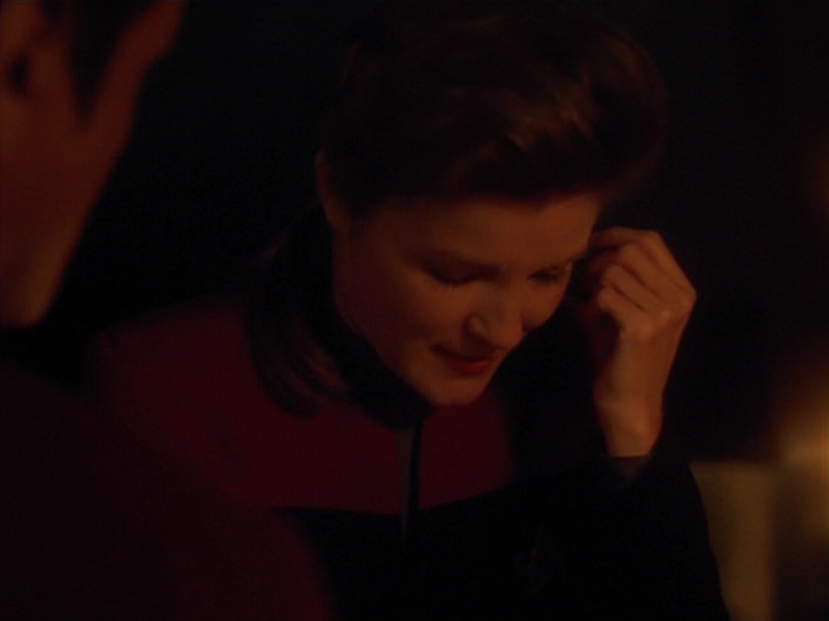 ariane179254_StarTrekVoyager_4x01-ScorpionPart2_3646.jpg
