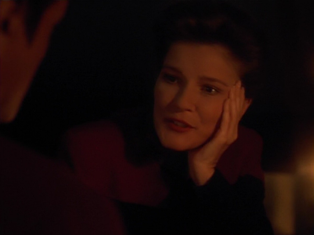 ariane179254_StarTrekVoyager_4x01-ScorpionPart2_3649.jpg