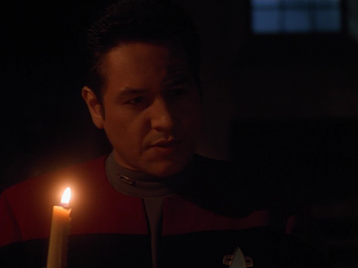 ariane179254_StarTrekVoyager_4x01-ScorpionPart2_3665.jpg