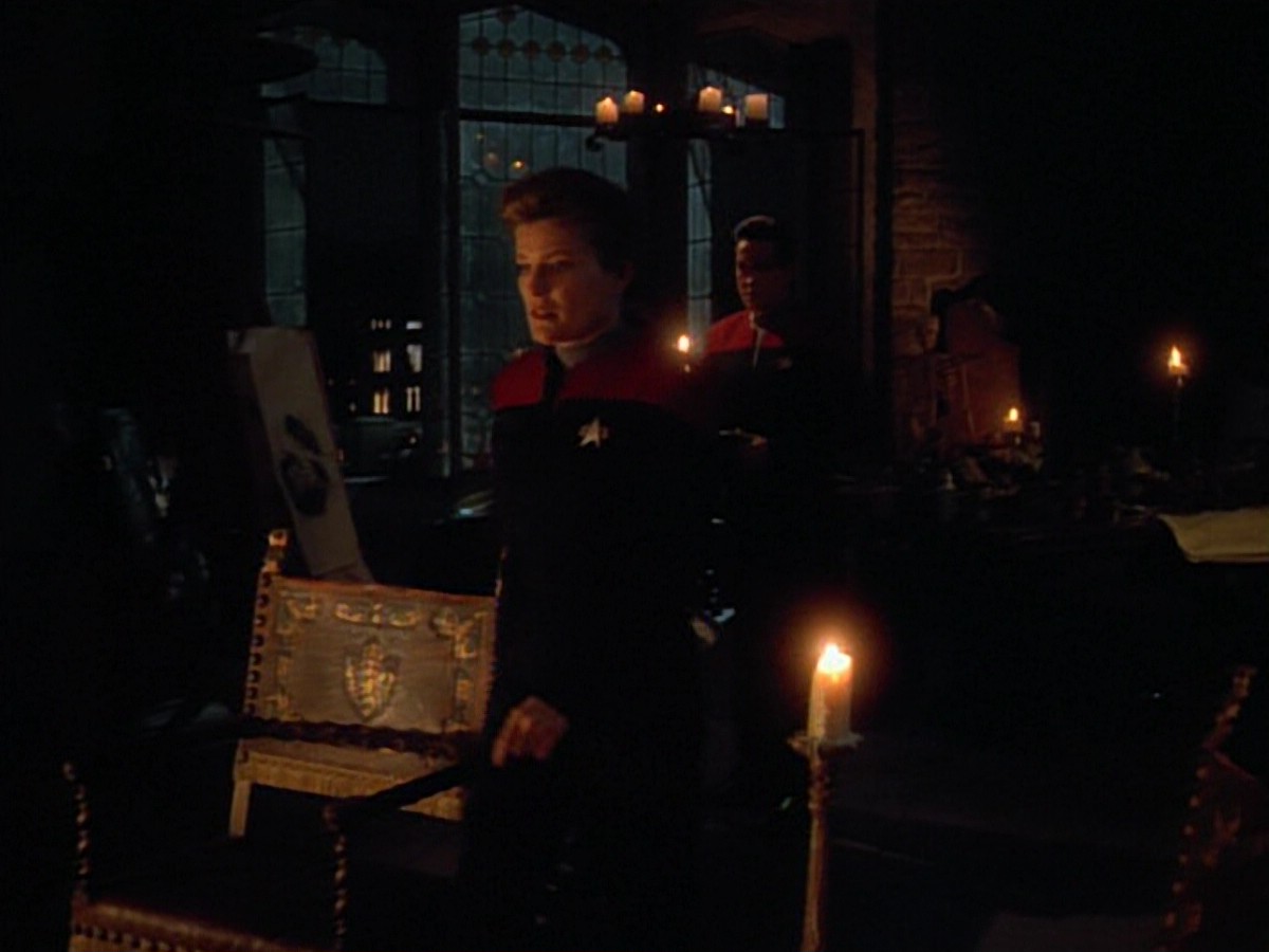 ariane179254_StarTrekVoyager_4x01-ScorpionPart2_3699.jpg