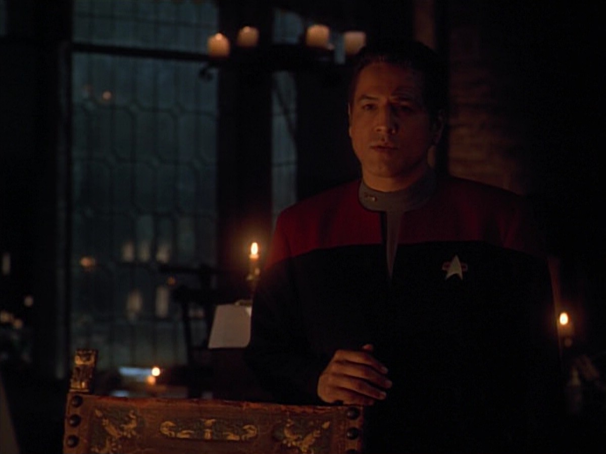 ariane179254_StarTrekVoyager_4x01-ScorpionPart2_3733.jpg