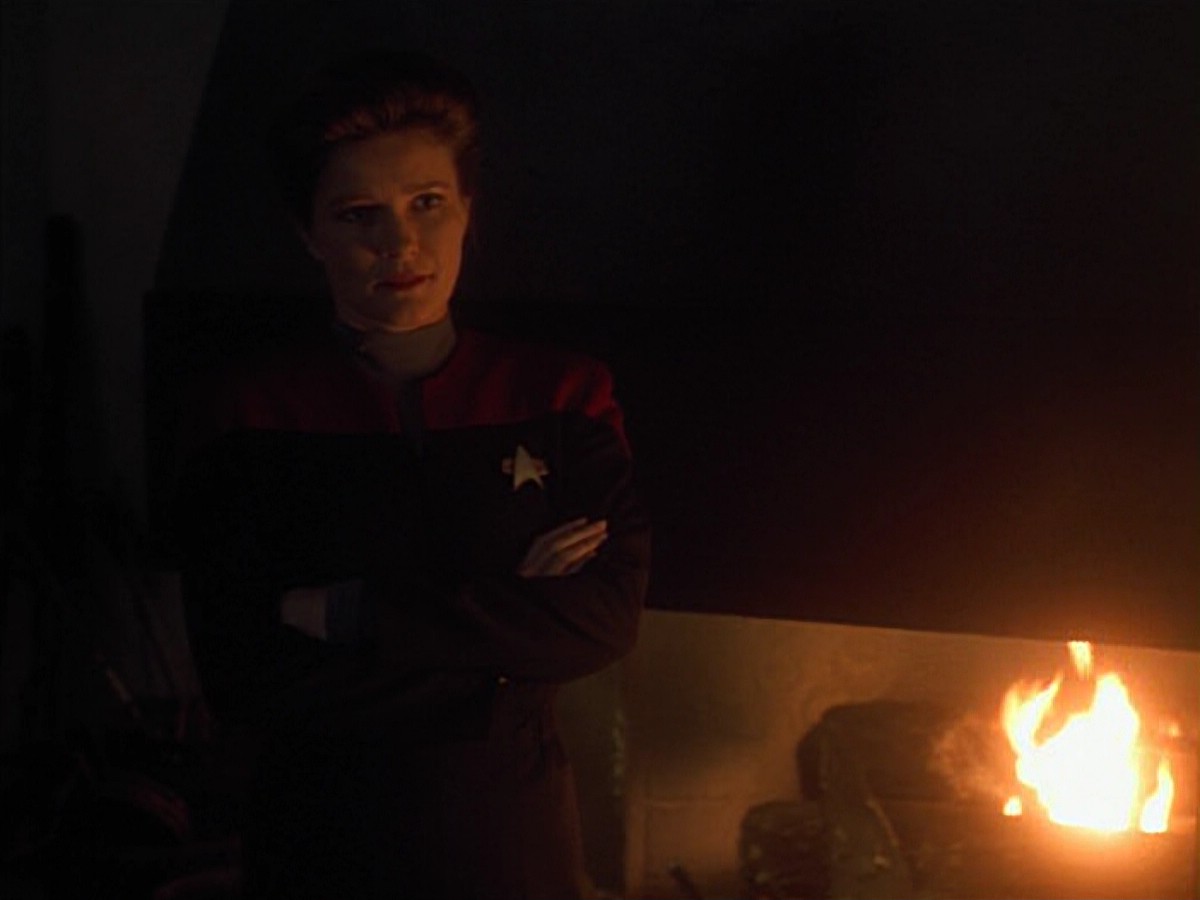 ariane179254_StarTrekVoyager_4x01-ScorpionPart2_3761.jpg