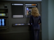 ariane179254_StarTrekVoyager_4x01-ScorpionPart2_0618.jpg
