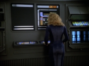 ariane179254_StarTrekVoyager_4x01-ScorpionPart2_0622.jpg