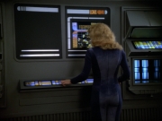 ariane179254_StarTrekVoyager_4x01-ScorpionPart2_0624.jpg