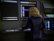 ariane179254_StarTrekVoyager_4x01-ScorpionPart2_0627.jpg