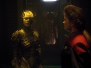 ariane179254_StarTrekVoyager_4x01-ScorpionPart2_0944.jpg