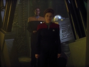 ariane179254_StarTrekVoyager_4x01-ScorpionPart2_1033.jpg