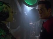 ariane179254_StarTrekVoyager_4x01-ScorpionPart2_2653.jpg
