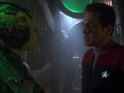 ariane179254_StarTrekVoyager_4x01-ScorpionPart2_2661.jpg