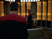 ariane179254_StarTrekVoyager_4x01-ScorpionPart2_2717.jpg
