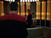 ariane179254_StarTrekVoyager_4x01-ScorpionPart2_2718.jpg