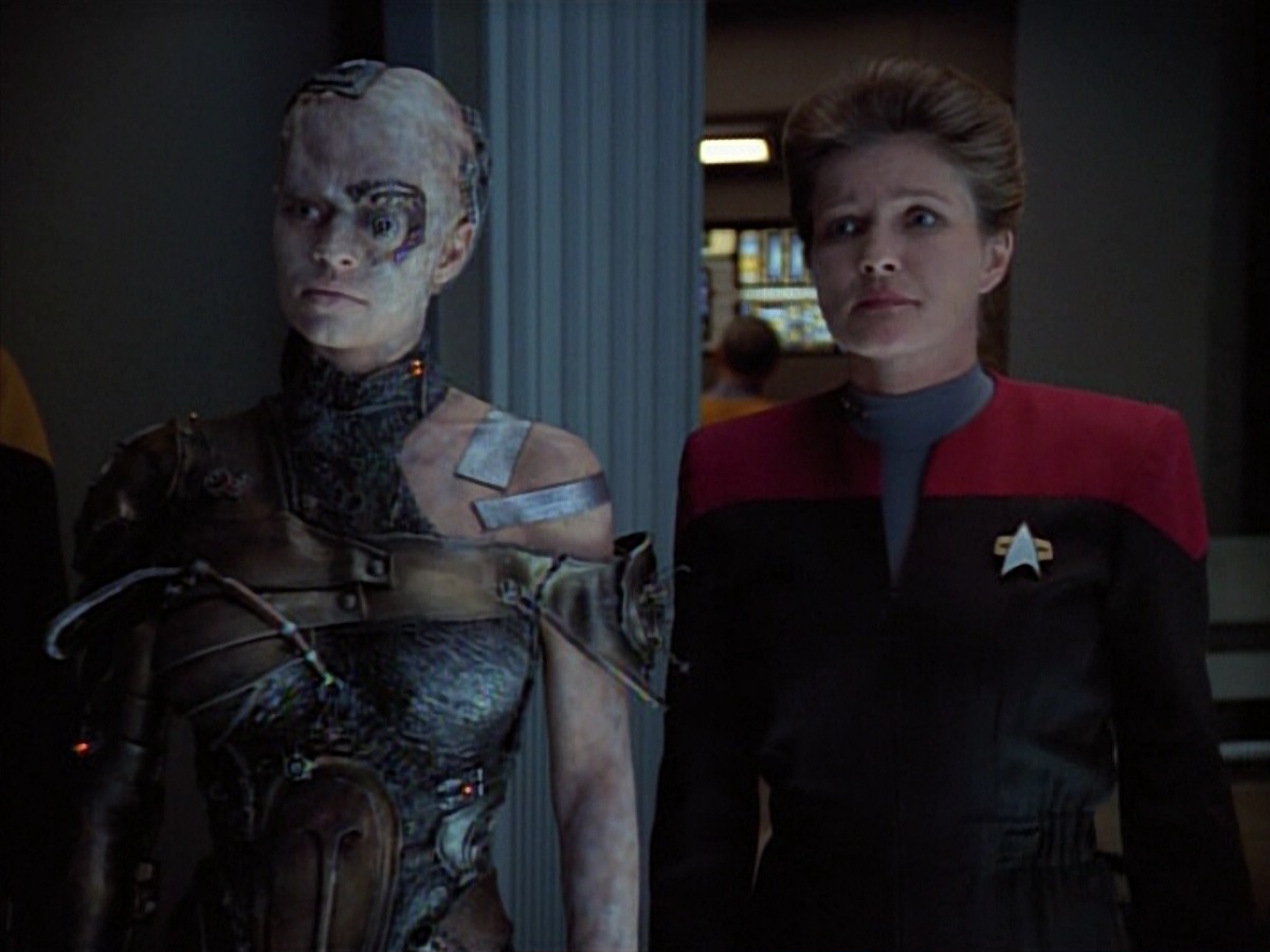 extant_StarTrekVoyager_4x02-TheGift_1880.jpg