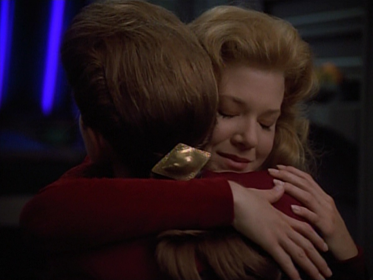 extant_StarTrekVoyager_4x02-TheGift_4174.jpg