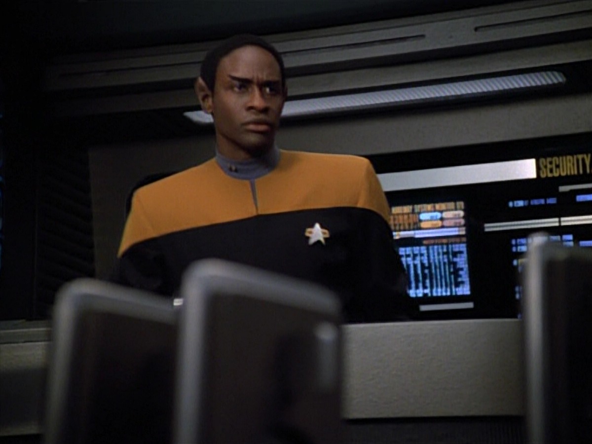 extant_StarTrekVoyager_4x02-TheGift_4226.jpg